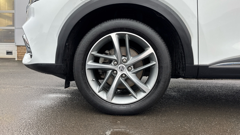 MG Hs 1.5 T-GDI Excite 5dr DCT Petrol Hatchback